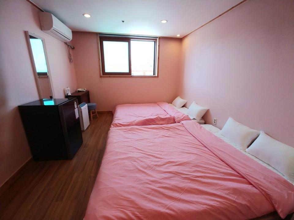 Four Season Guest House Busan Exterior photo